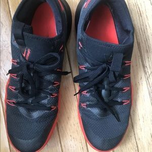 Nike Hypershift Mens size US 14